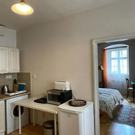 Cool Historical 1 Bedroom In Mala Strana Apartment